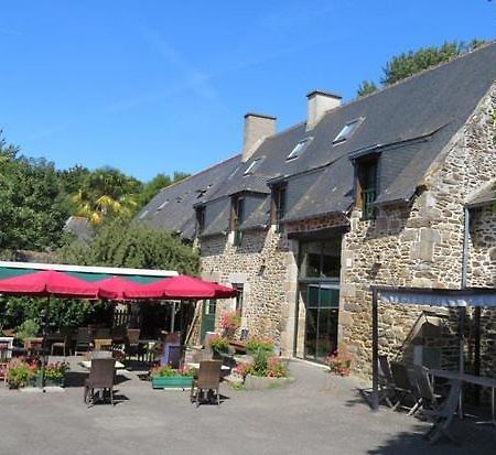L'Auberge De La Porte Saint-Jouan-des-Guérets Екстериор снимка