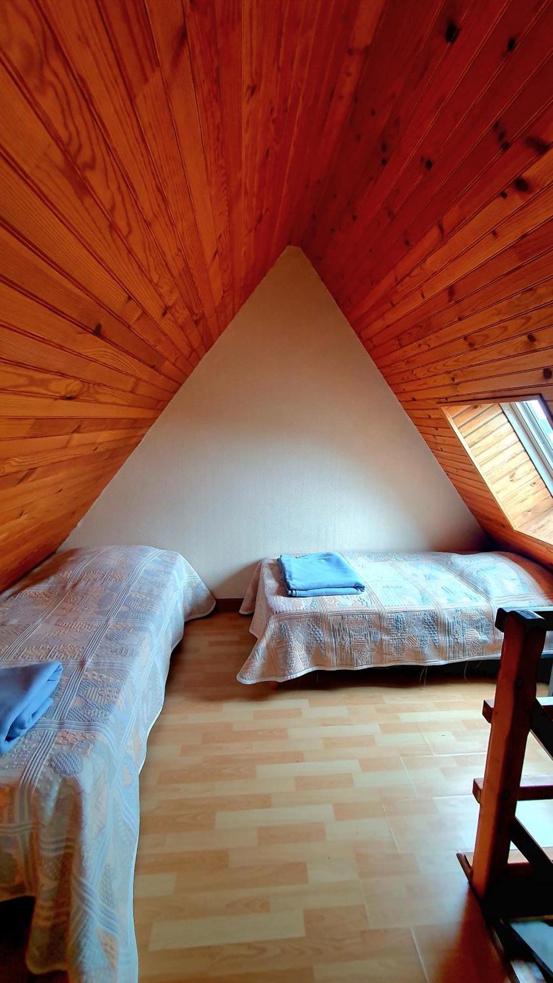 L'Auberge De La Porte Saint-Jouan-des-Guérets Стая снимка