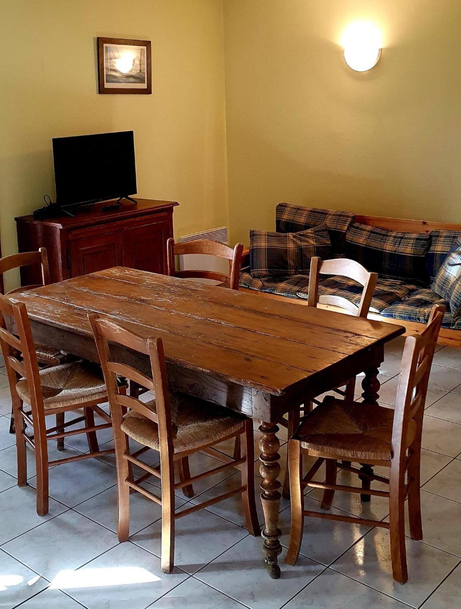 L'Auberge De La Porte Saint-Jouan-des-Guérets Стая снимка